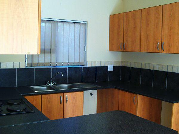 To Let 2 Bedroom Property for Rent in Dormehls Drift Western Cape